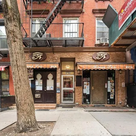 Central 2Br - Walking Distance To Times Square Apartment